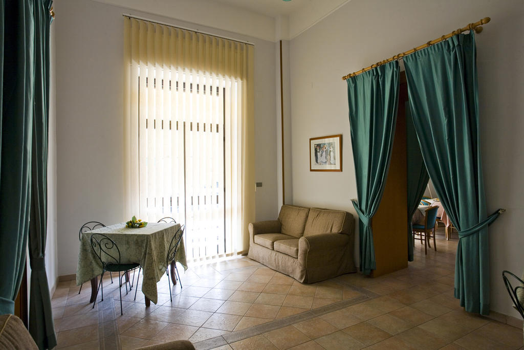Hotel Vittoria Sapri Exterior photo